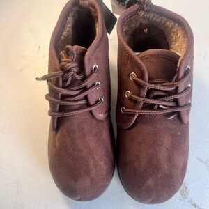 Highland Original  Big‎  Kid 13/1 Brown Faux Suede Ankle Boots NWT